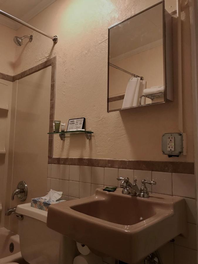 موتيل سبرينغفيلد Rockwood Motor Court المظهر الخارجي الصورة